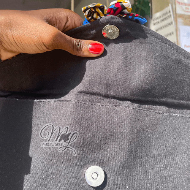 Parure 1 sac et 2 boucles d’oreilles en tissus wax
